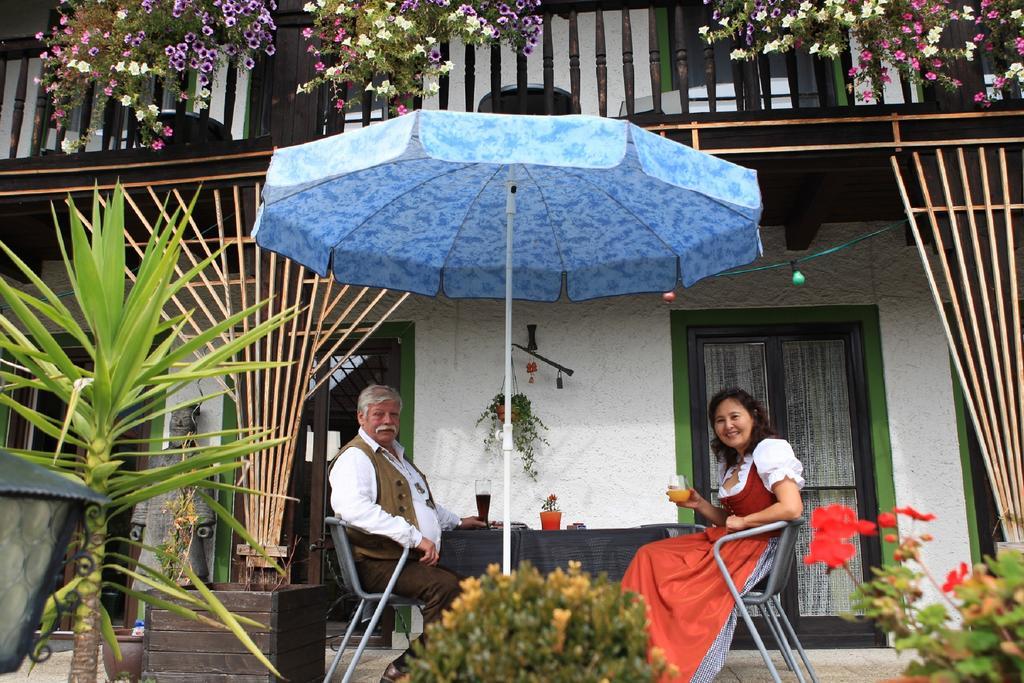 רוהפולדינג Ferienwohnungen Gaestehaus Sonnenkreis מראה חיצוני תמונה